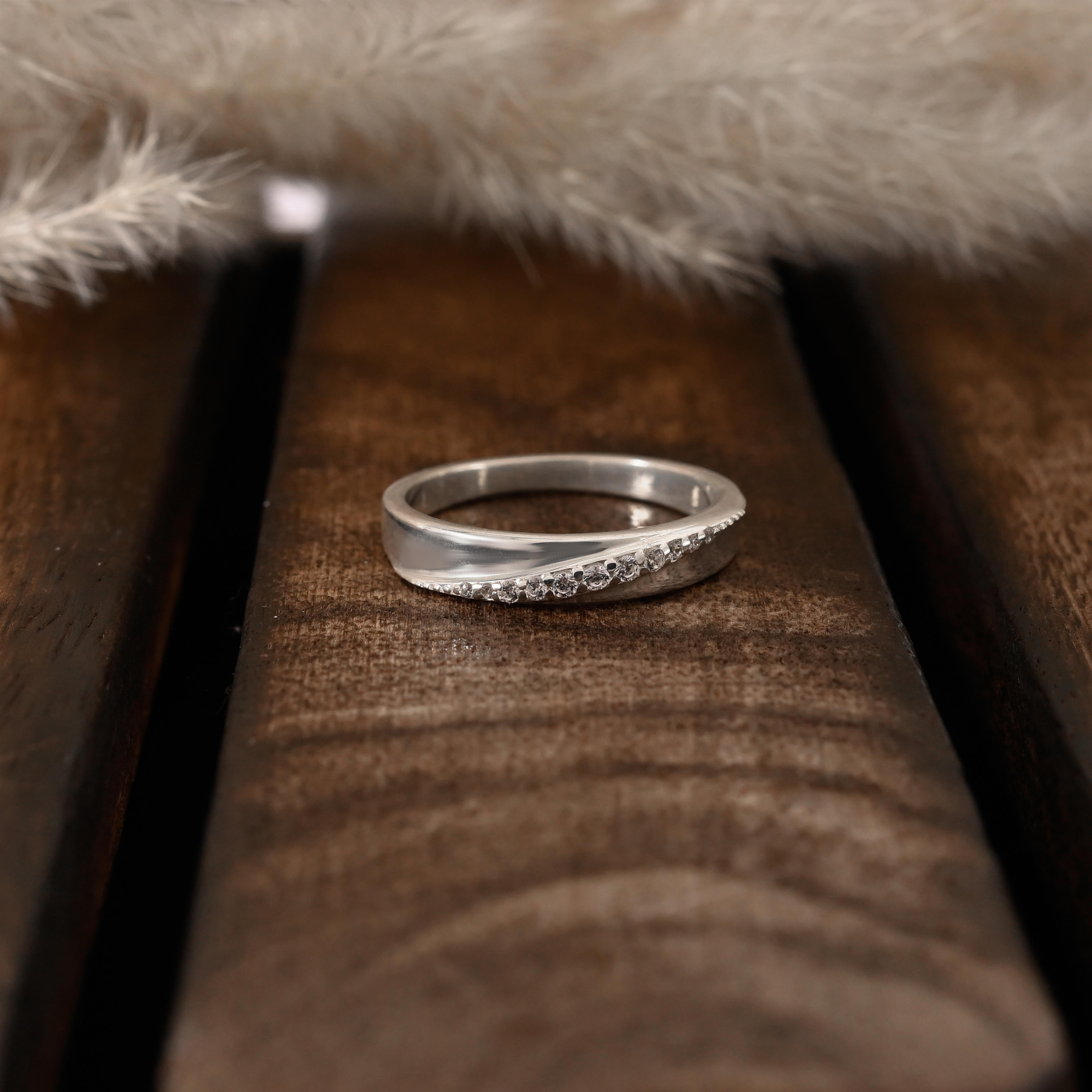 Thala Silver Zircon Ring