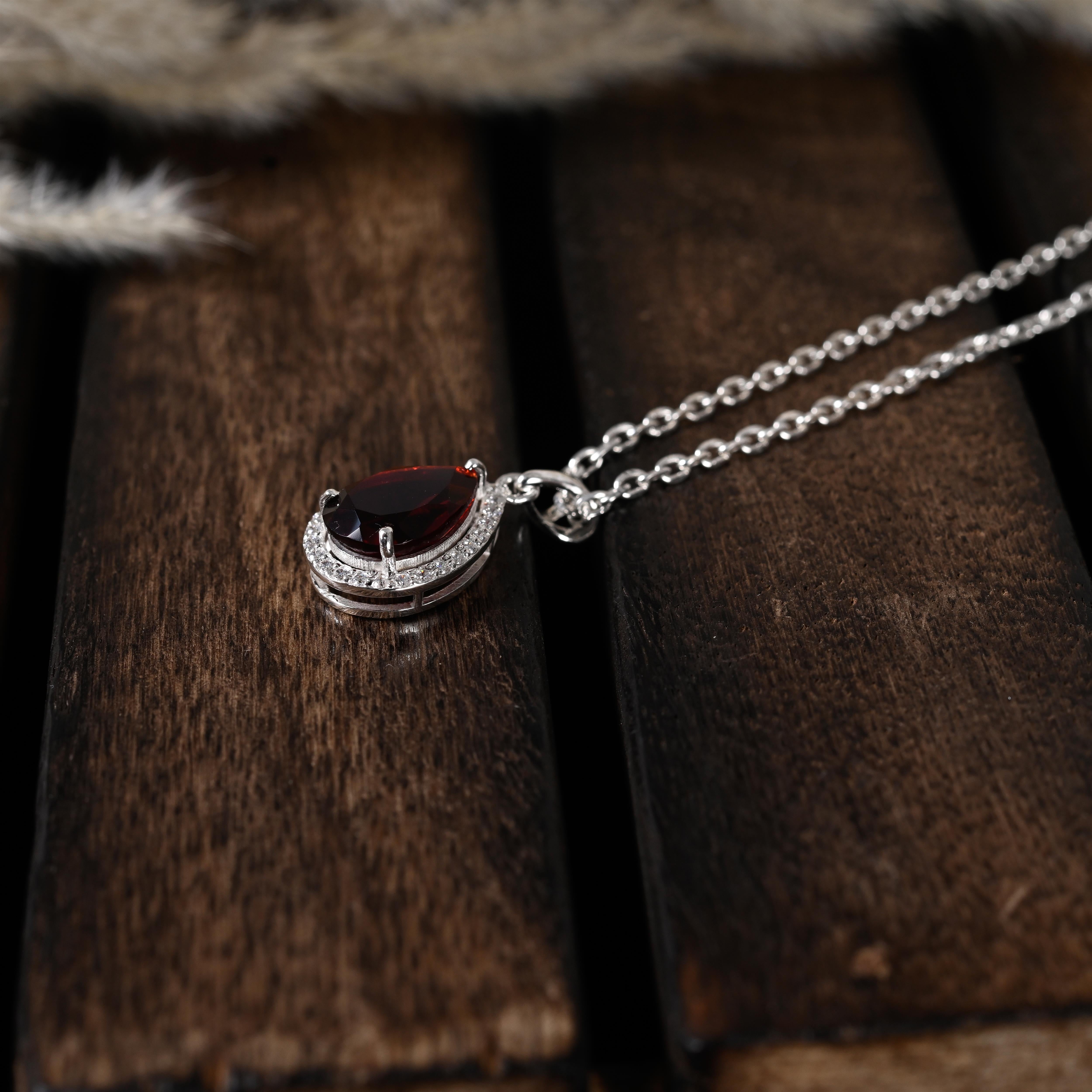 Delia Silver Necklace