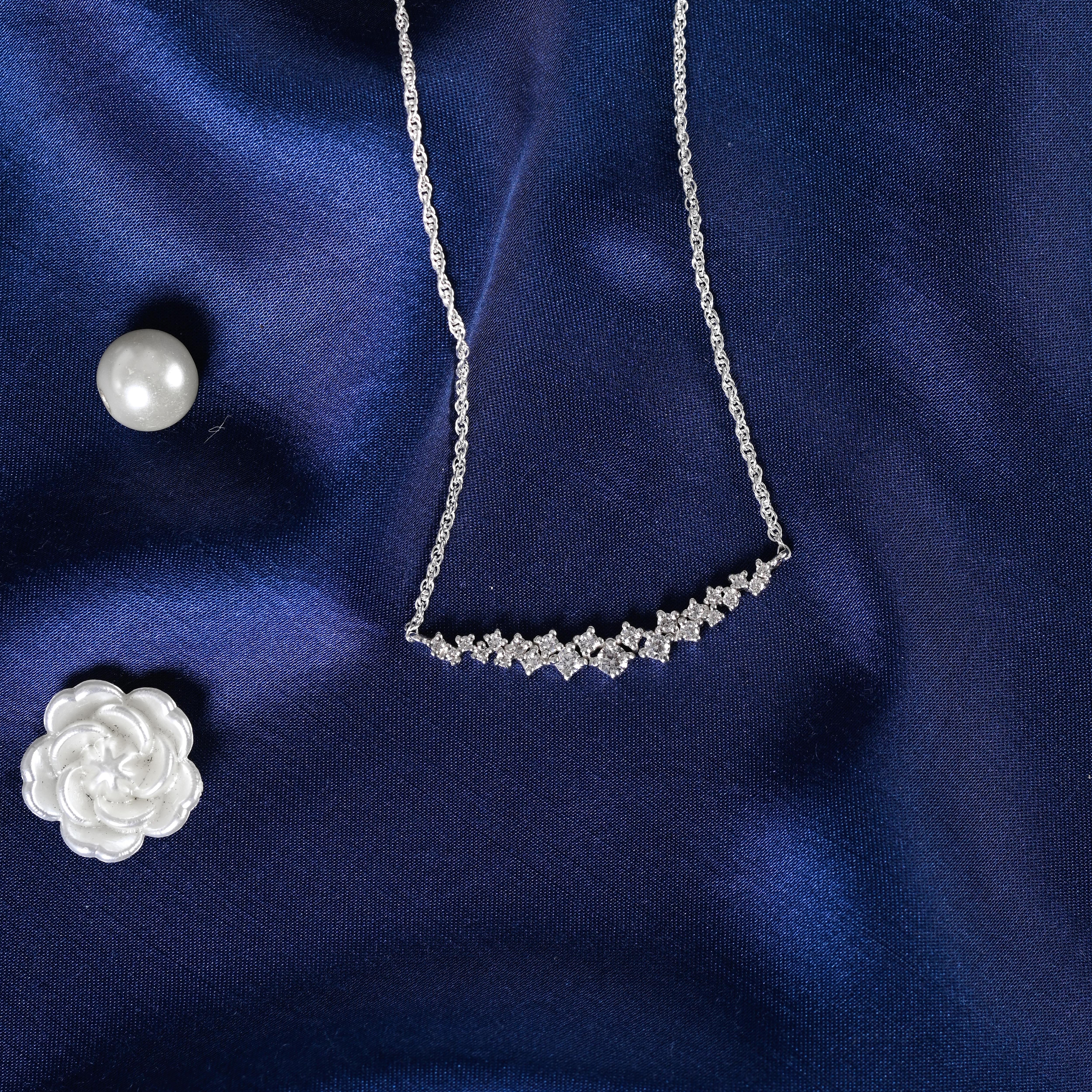 Lara Silver Necklace