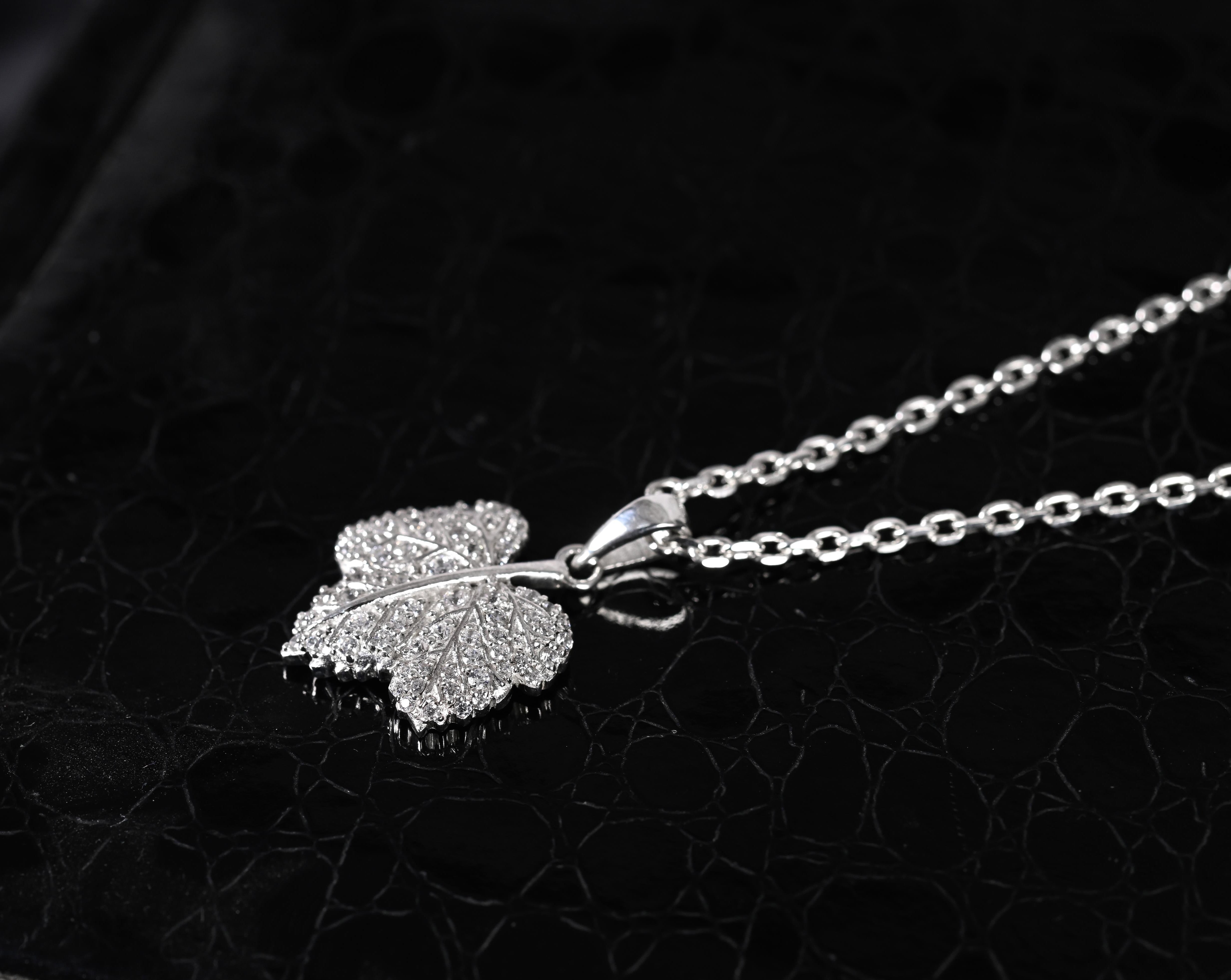 Zinnia Silver Necklace