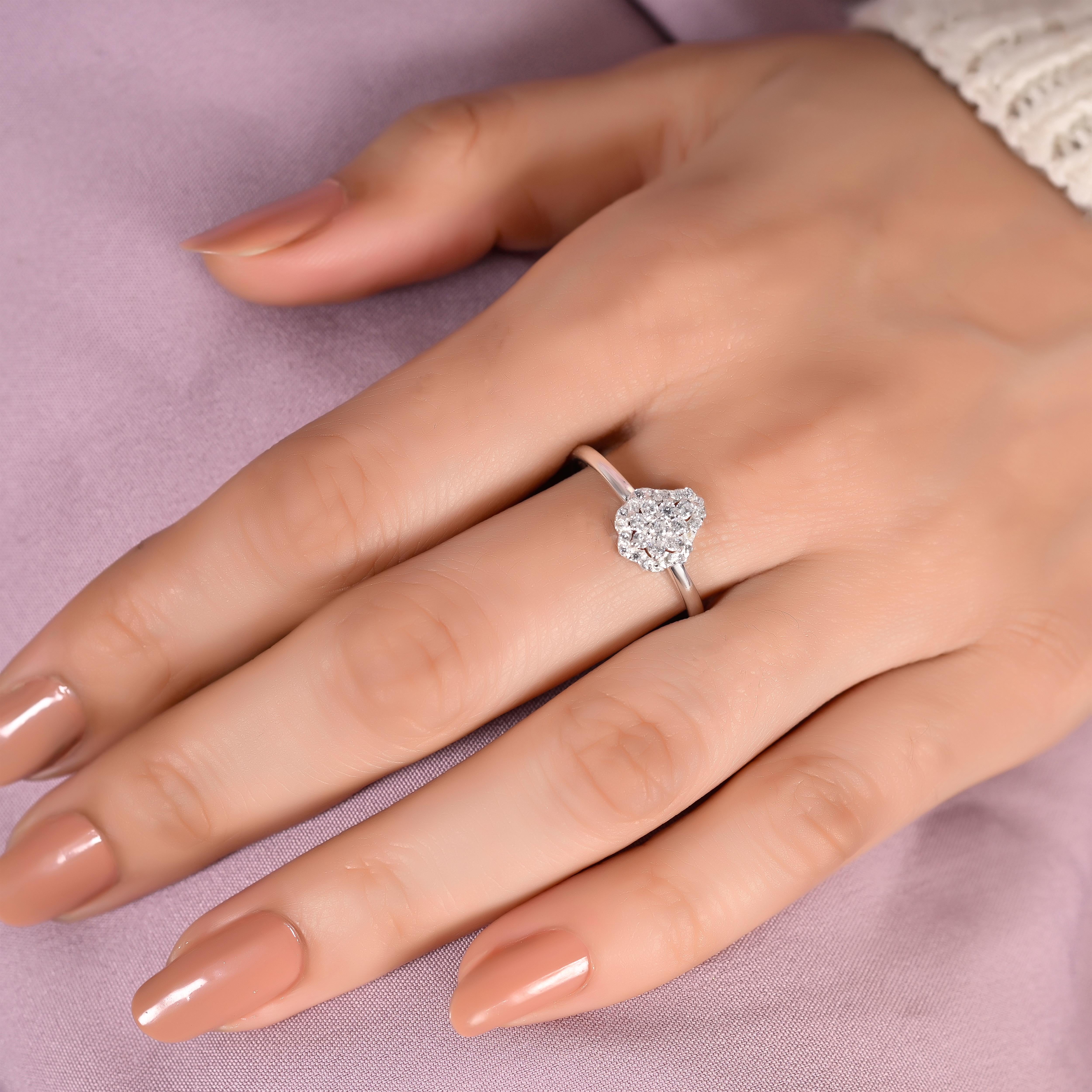 Sara Silver Zircon Ring