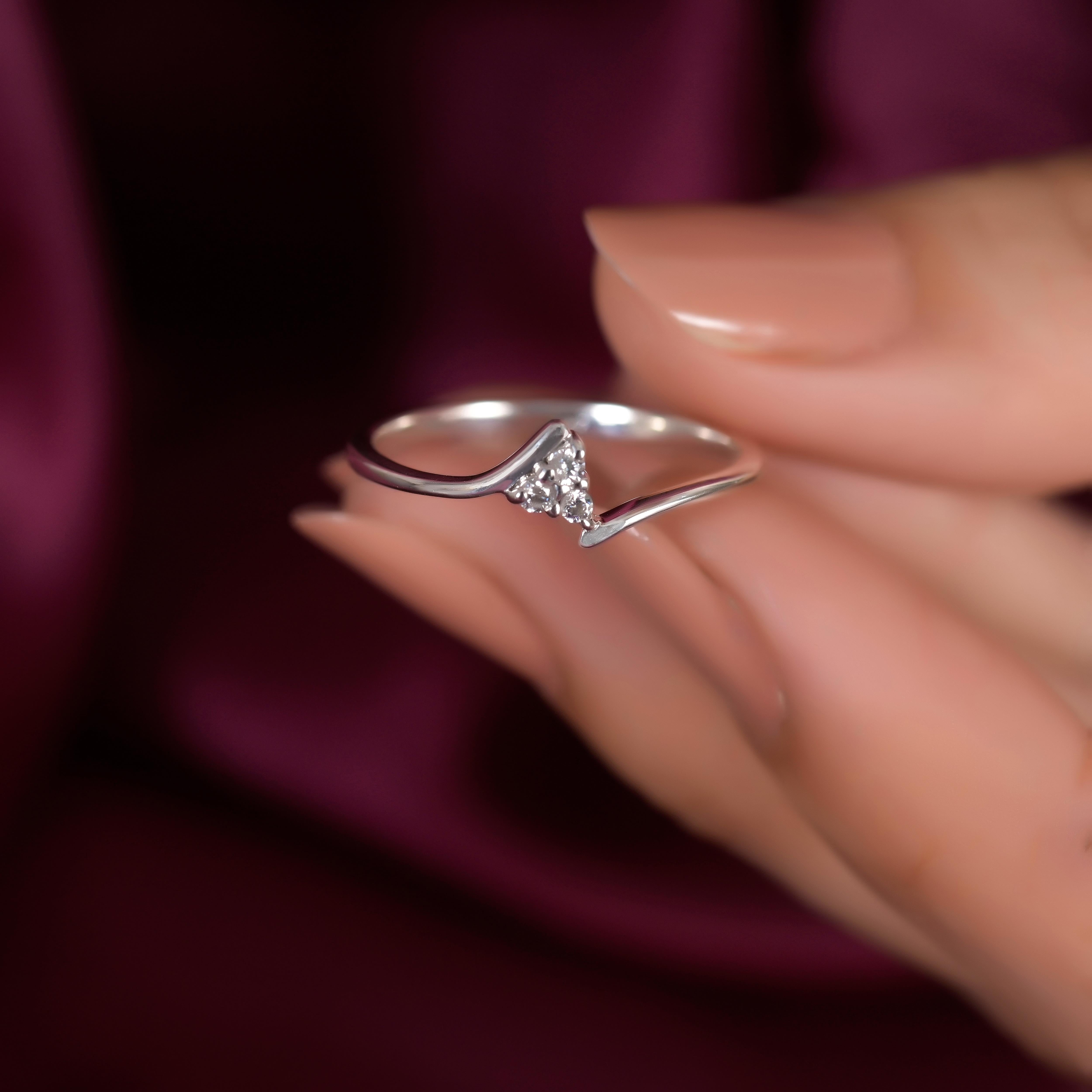 Esther Silver Zircon Ring