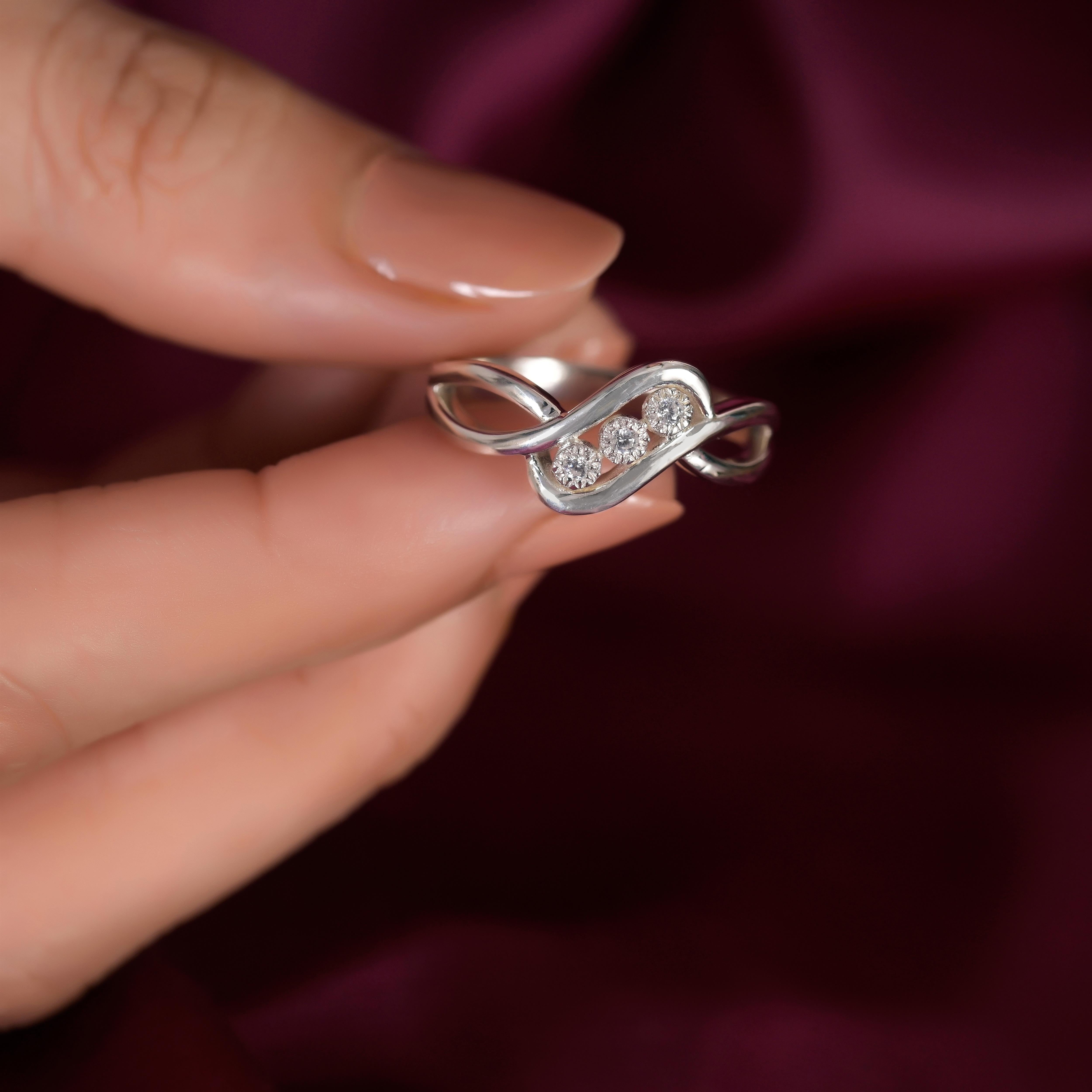 Tessal Silver Zircon Ring