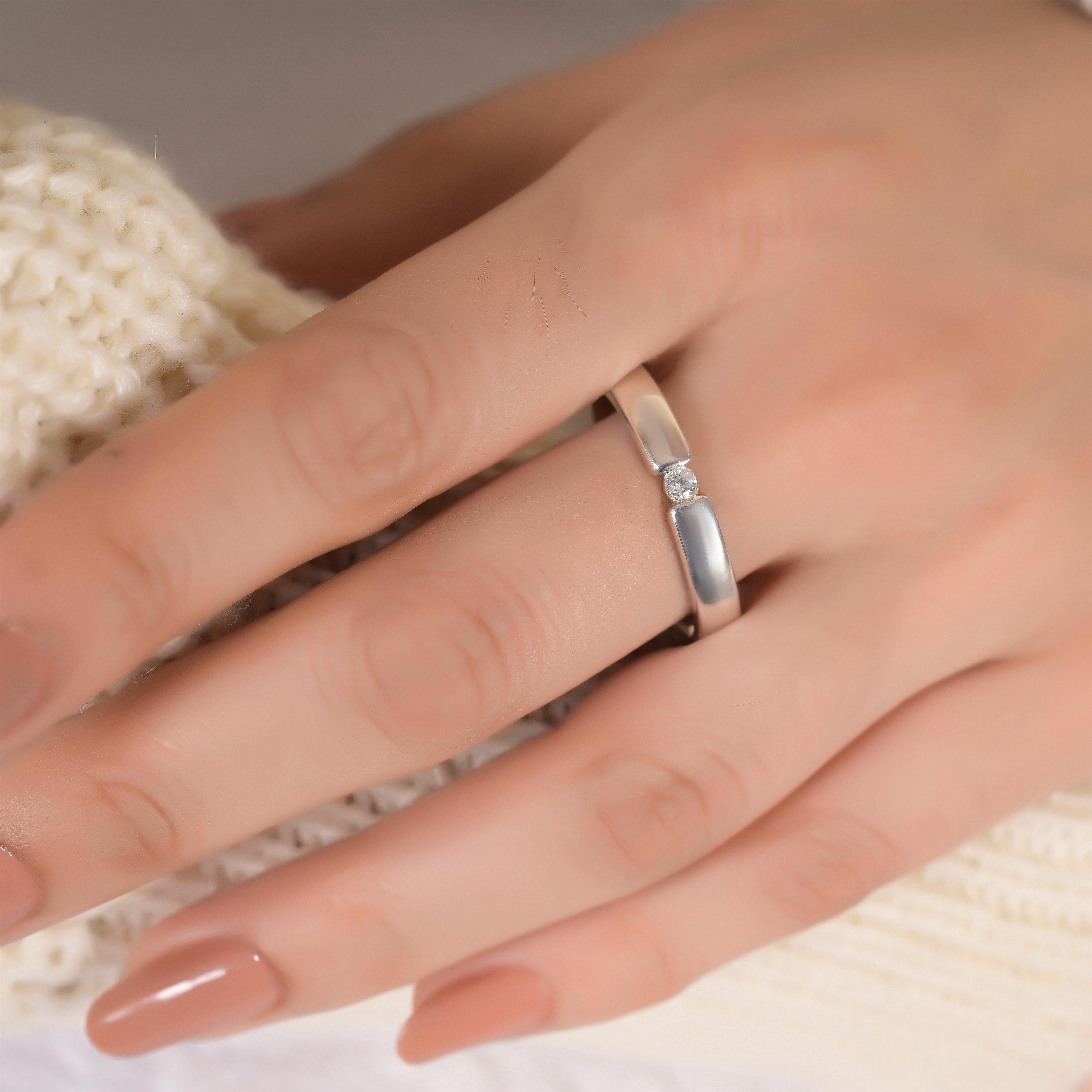 Mira Silver Ring