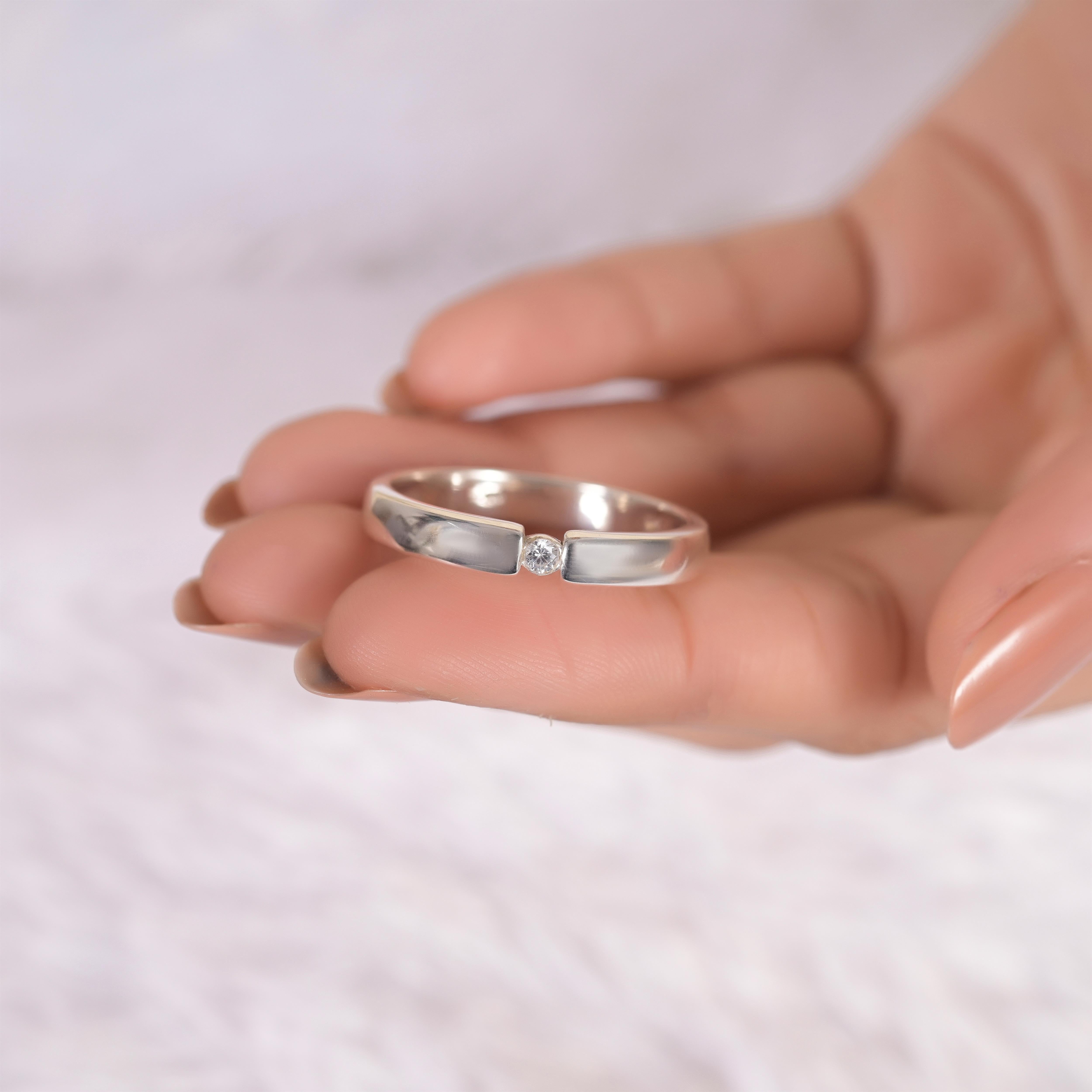 Mira Silver Ring