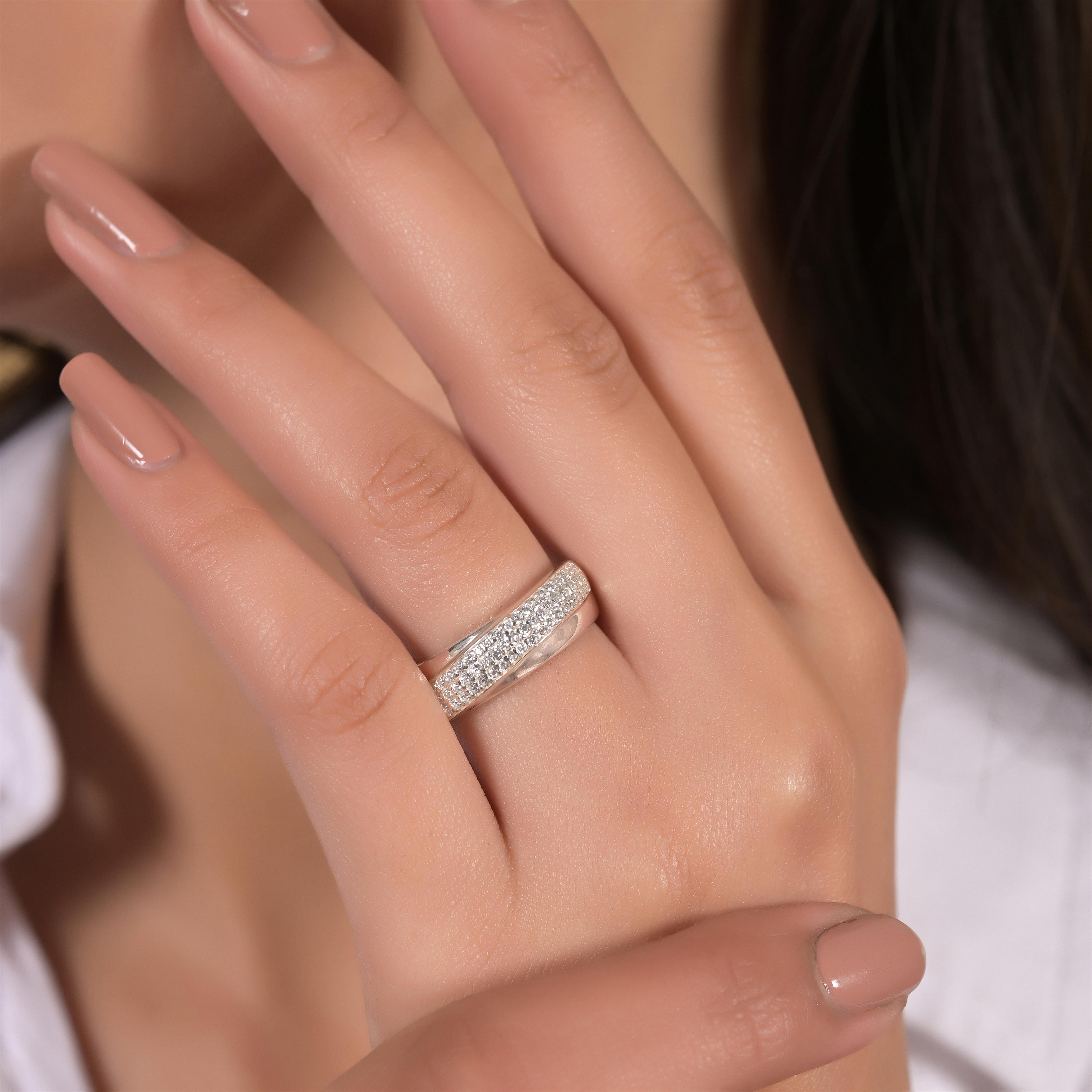 Dinia Silver Zircon Ring