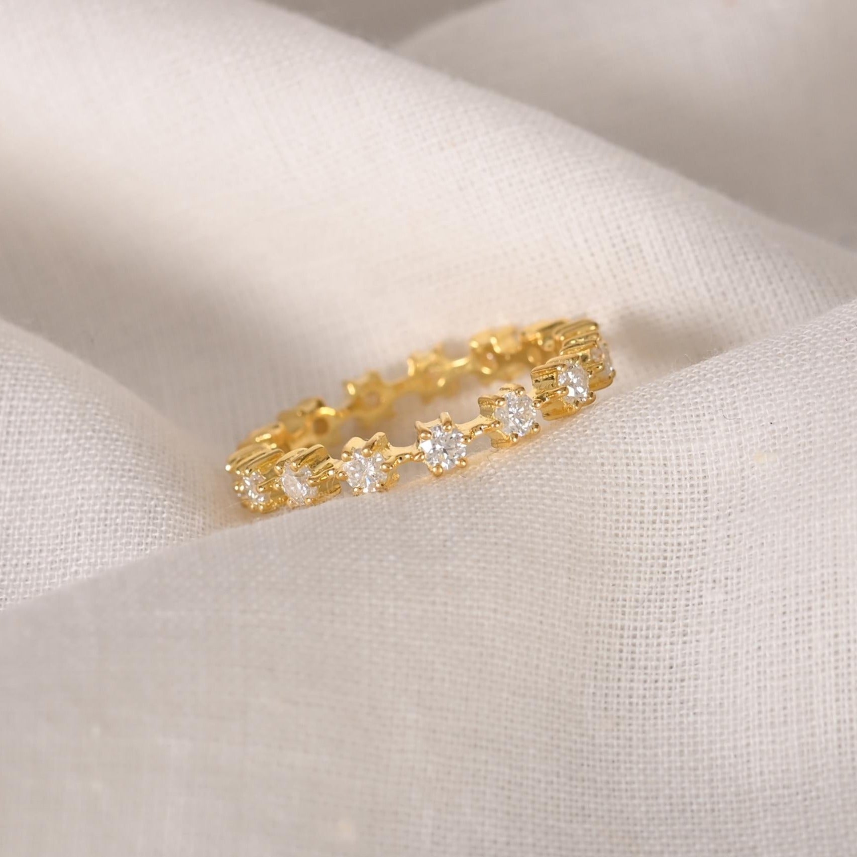 Astrida Silver Zircon Ring