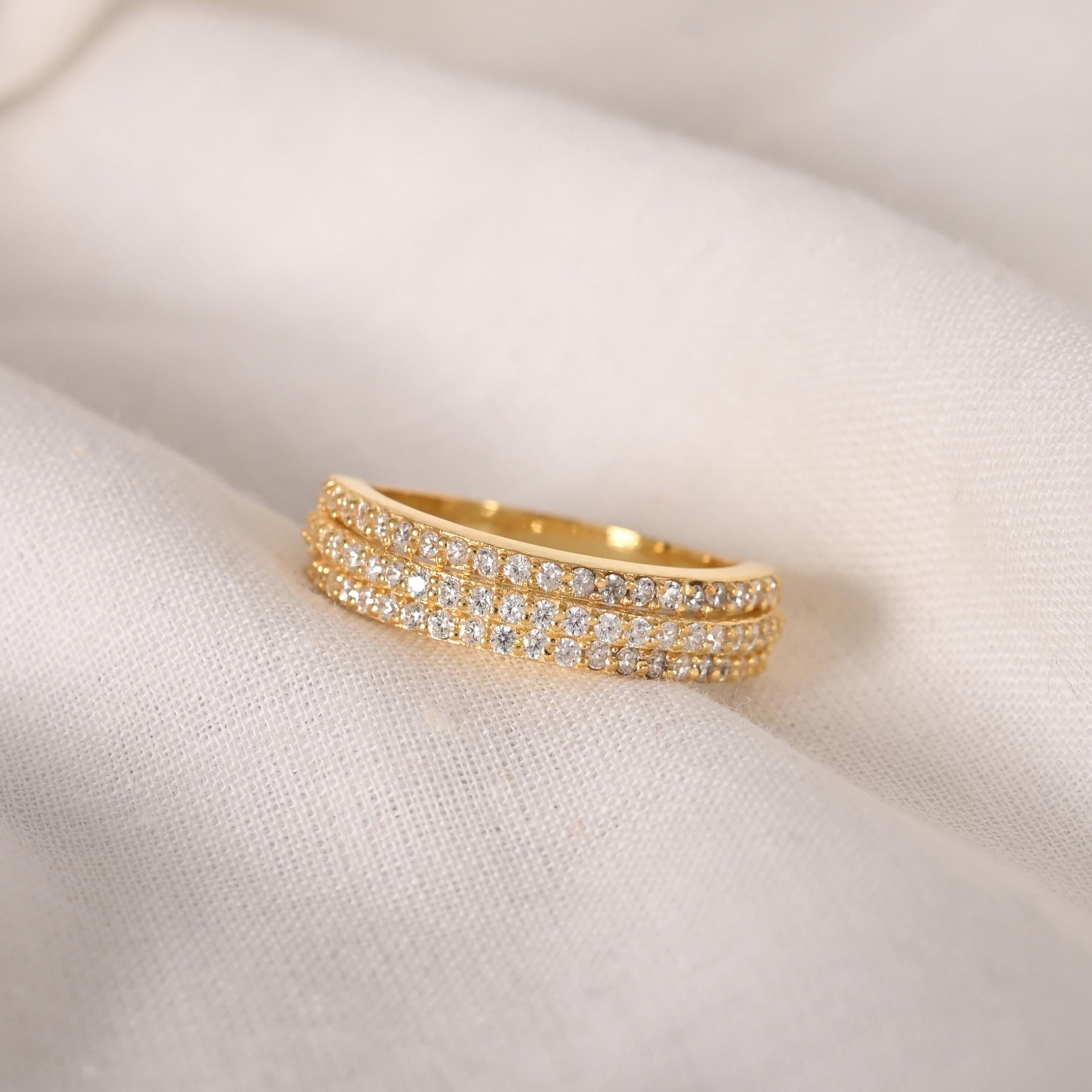 Elva Silver Zircon Ring