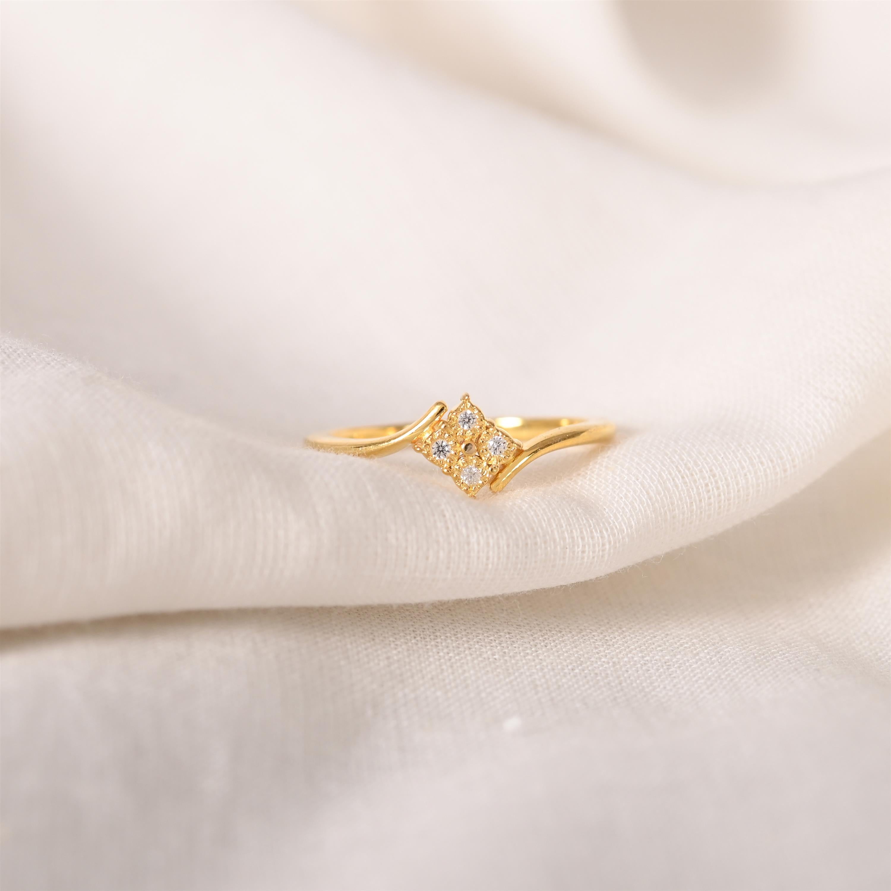 Elisa Silver Zircon Ring