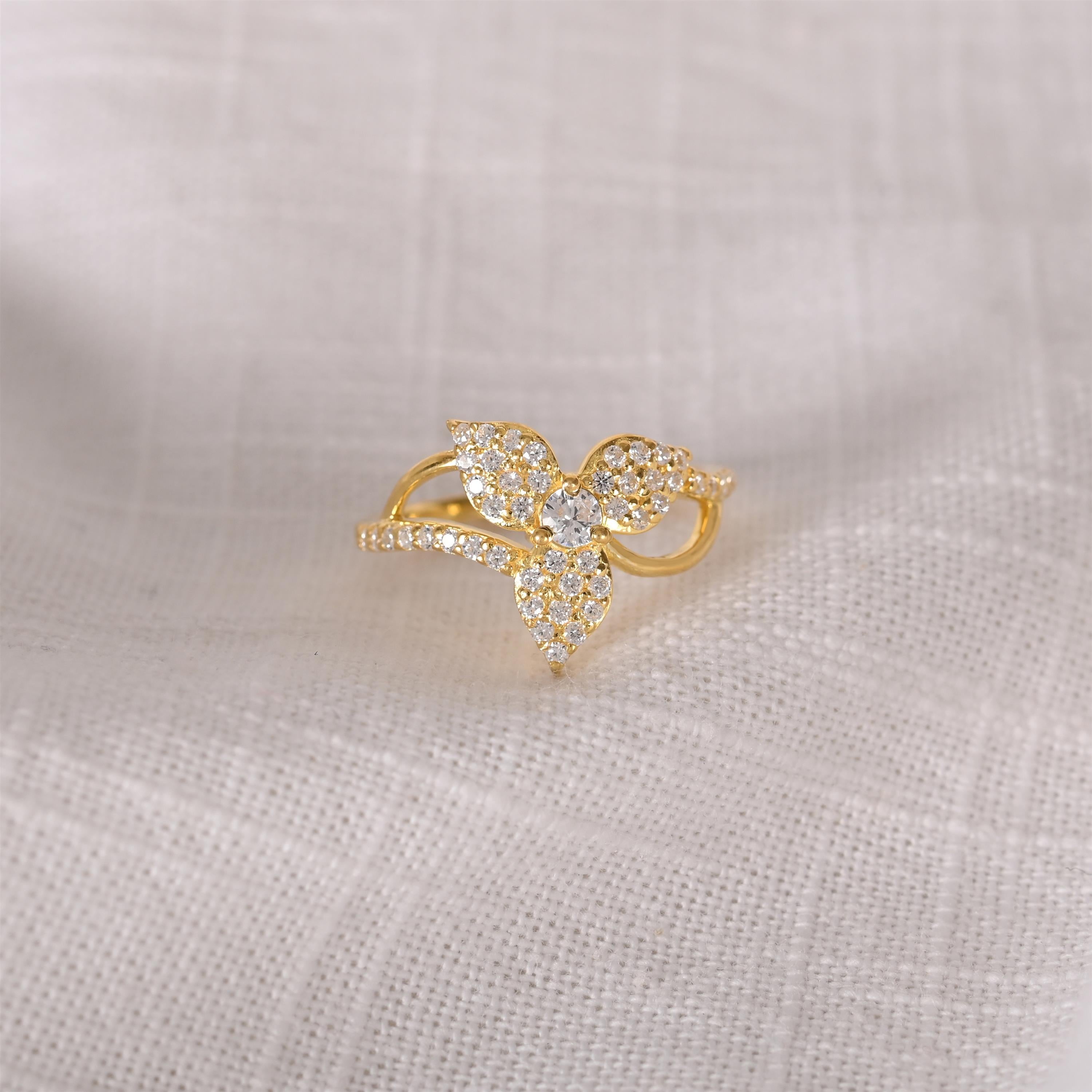 Bara Silver Zircon Ring