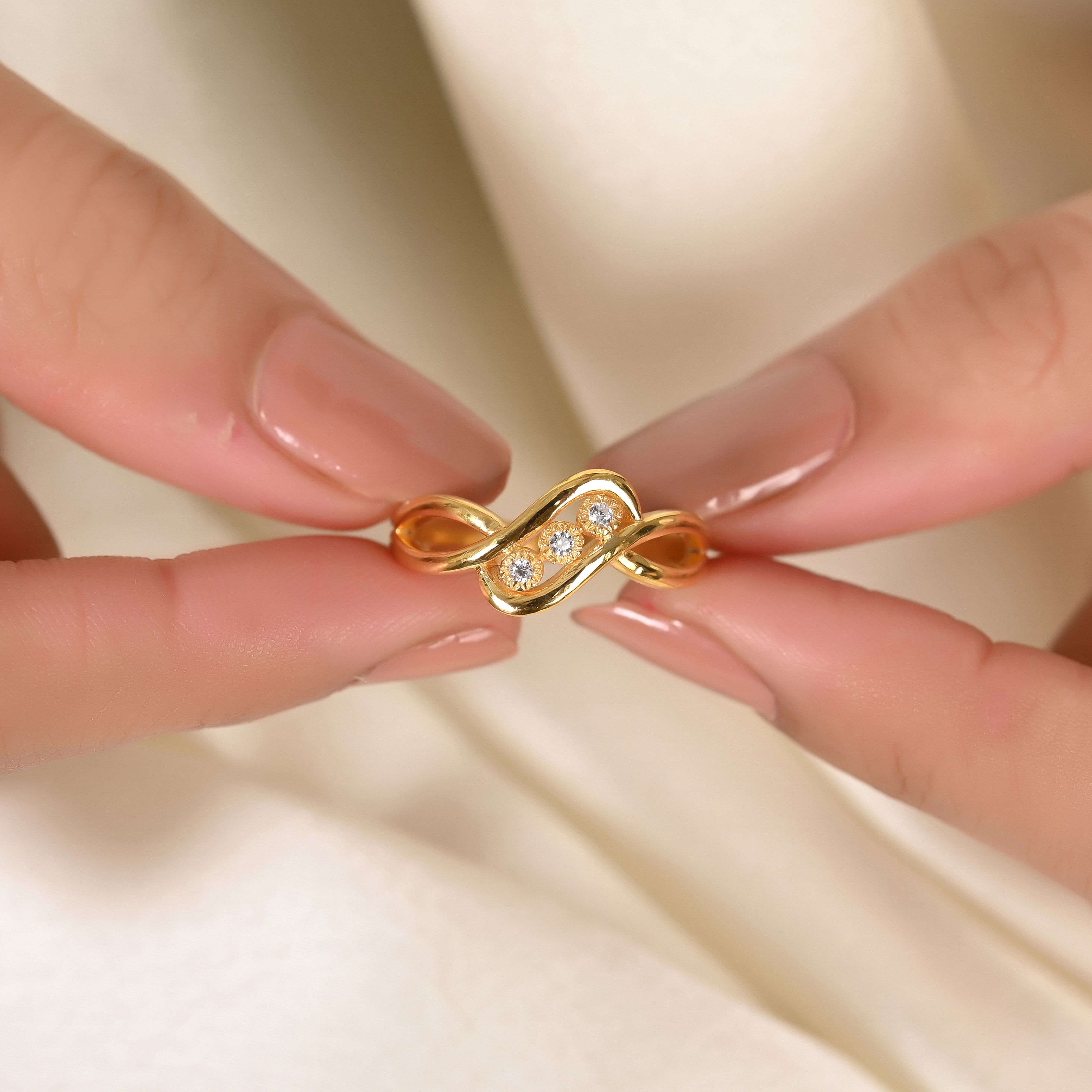 Tessal Silver Zircon Ring