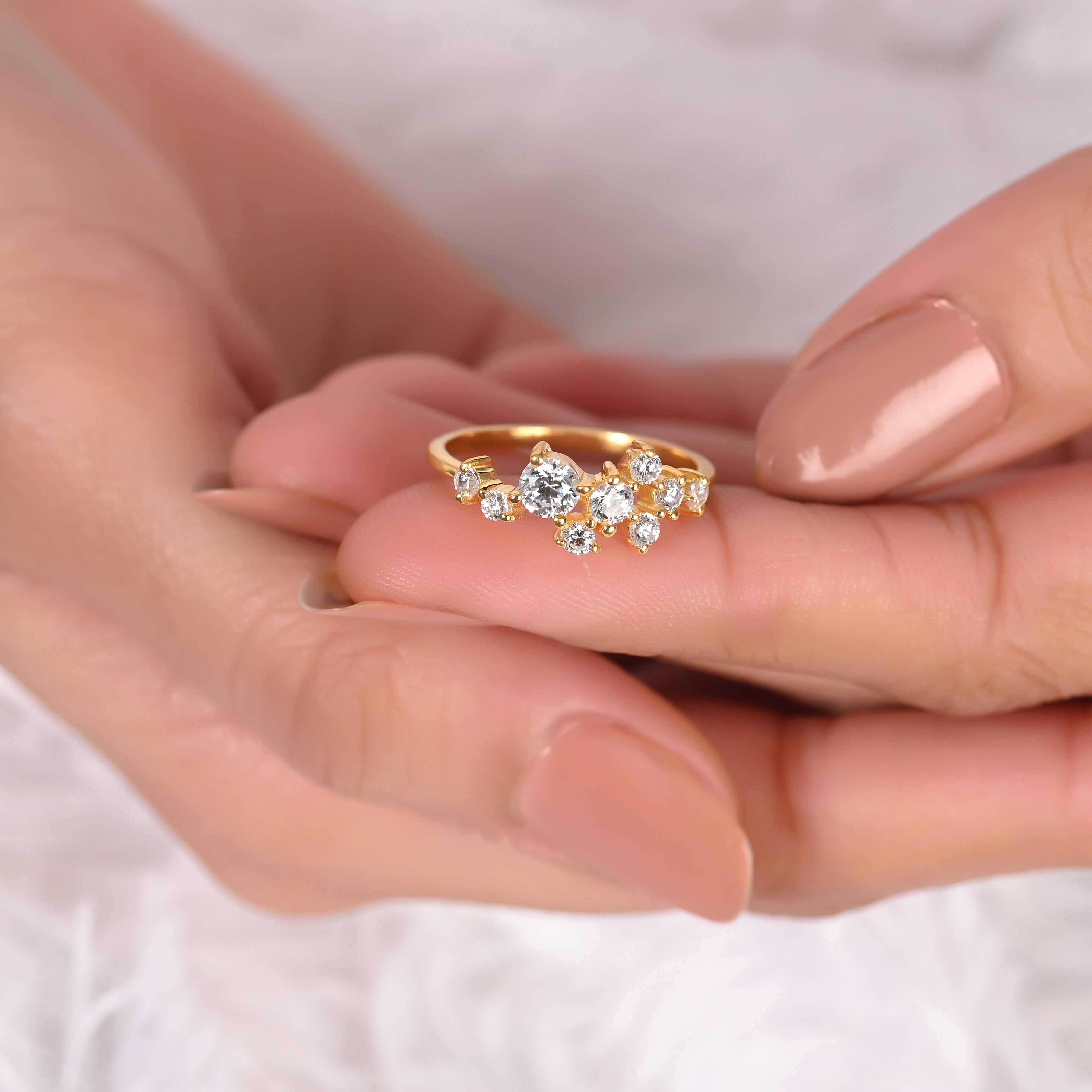 Daizy Silver Zircon Ring