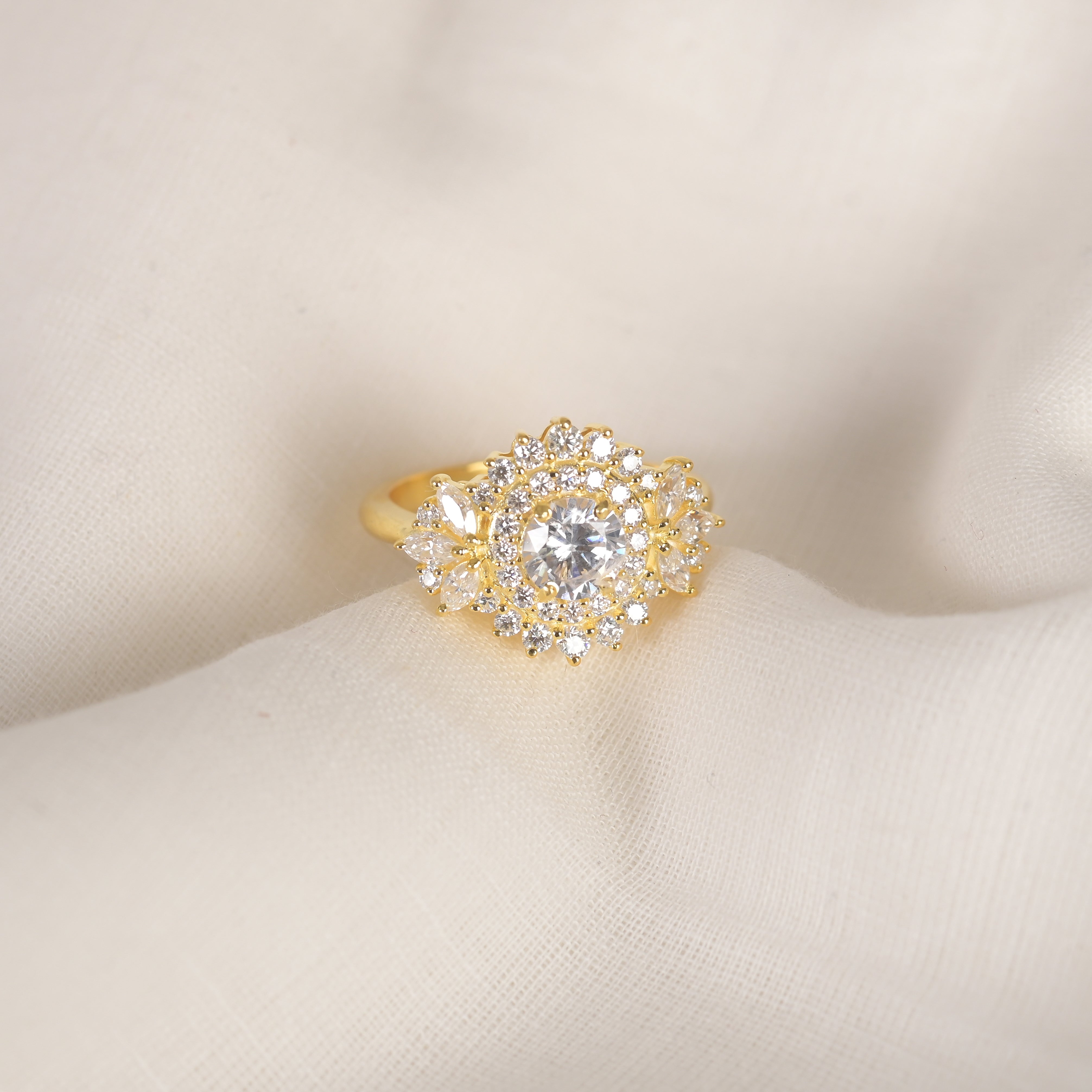 Amelia Silver Zircon Ring
