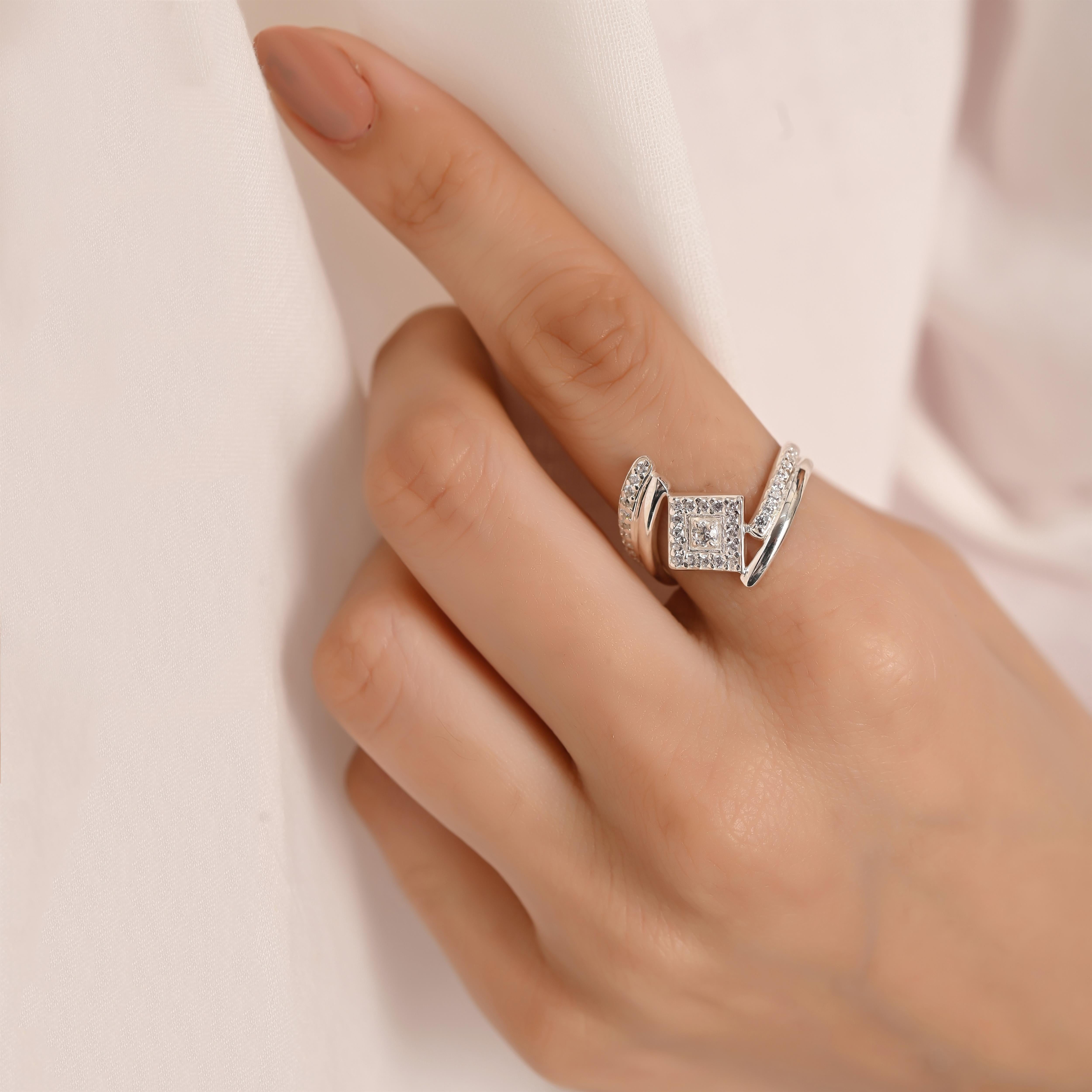 Berrit Silver Zircon Ring