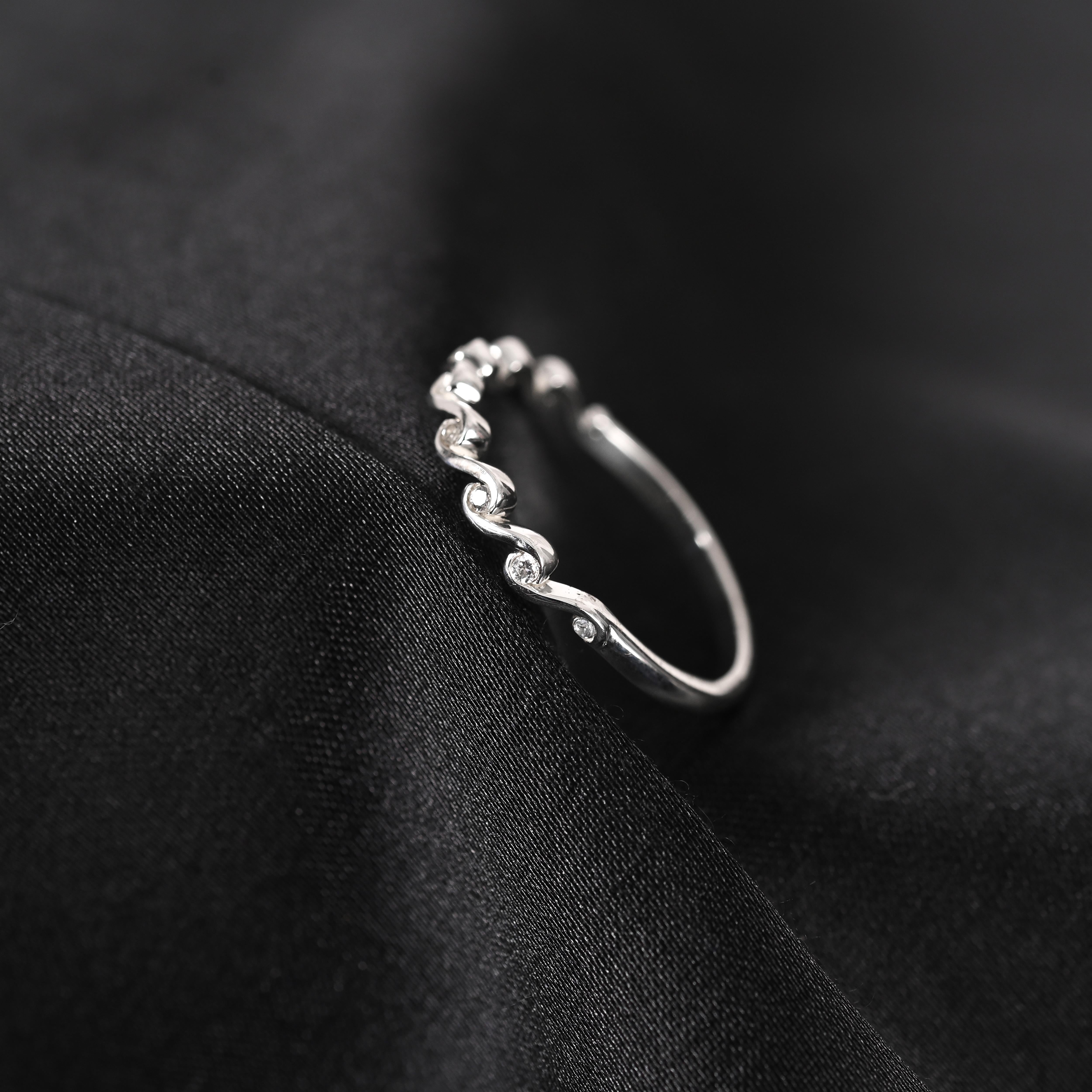 Elvira Silver Zircon Ring