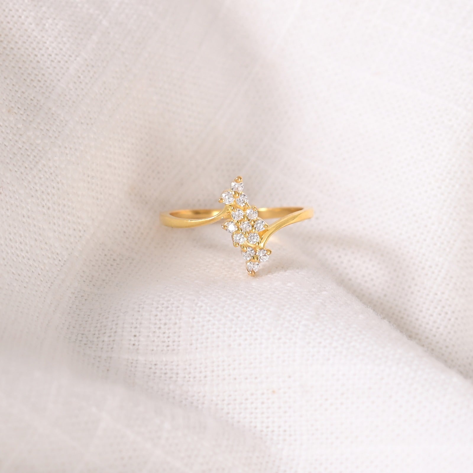 Astrid Silver Zircon Ring