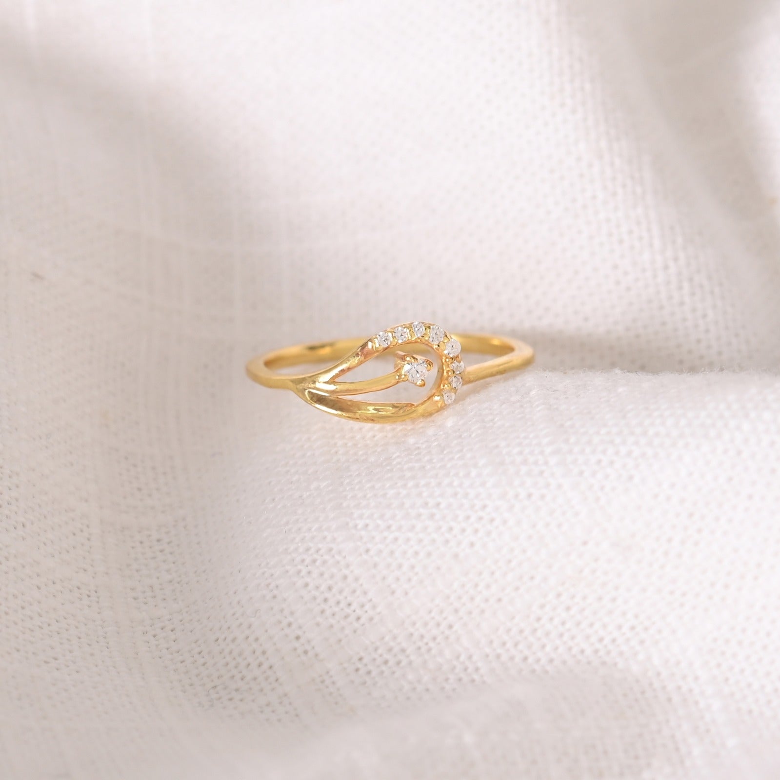 Emilia Silver Zircon Ring