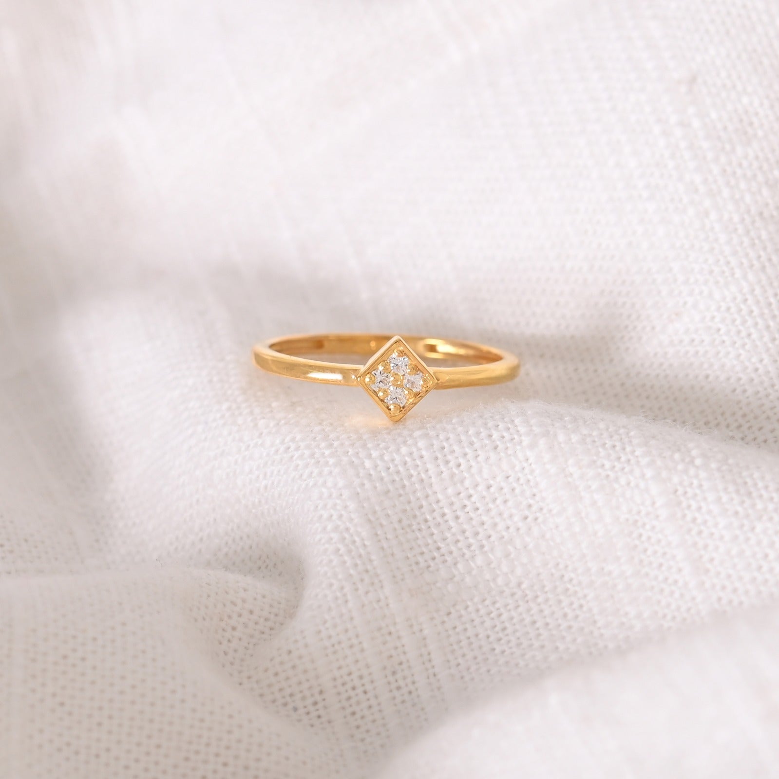 Noura Silver Ring