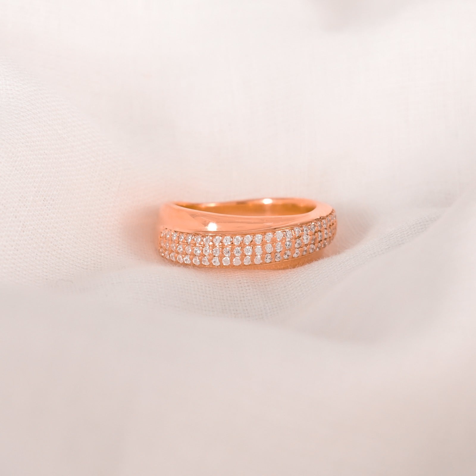 Dinia Silver Zircon Ring