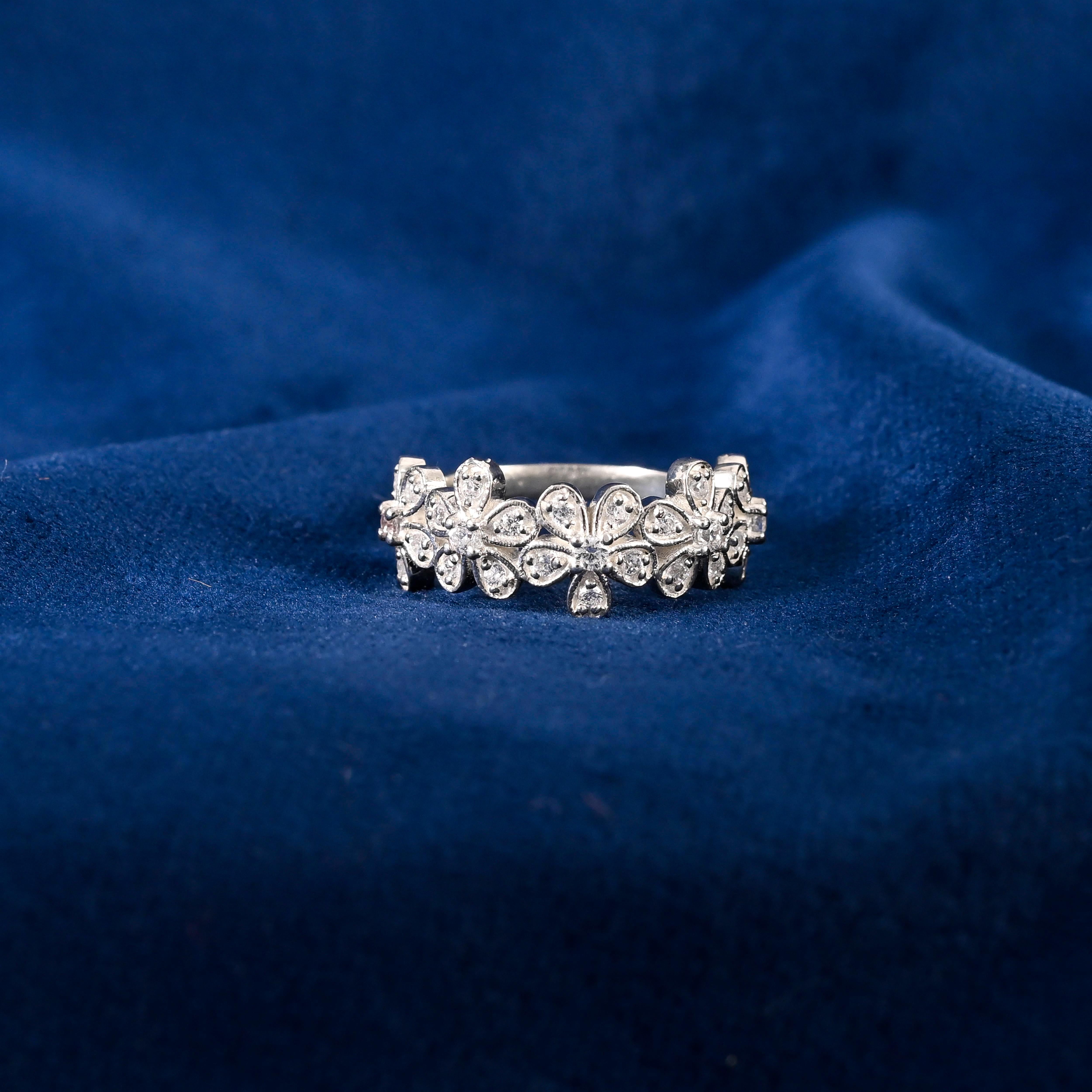 Nola Silver Zircon Ring