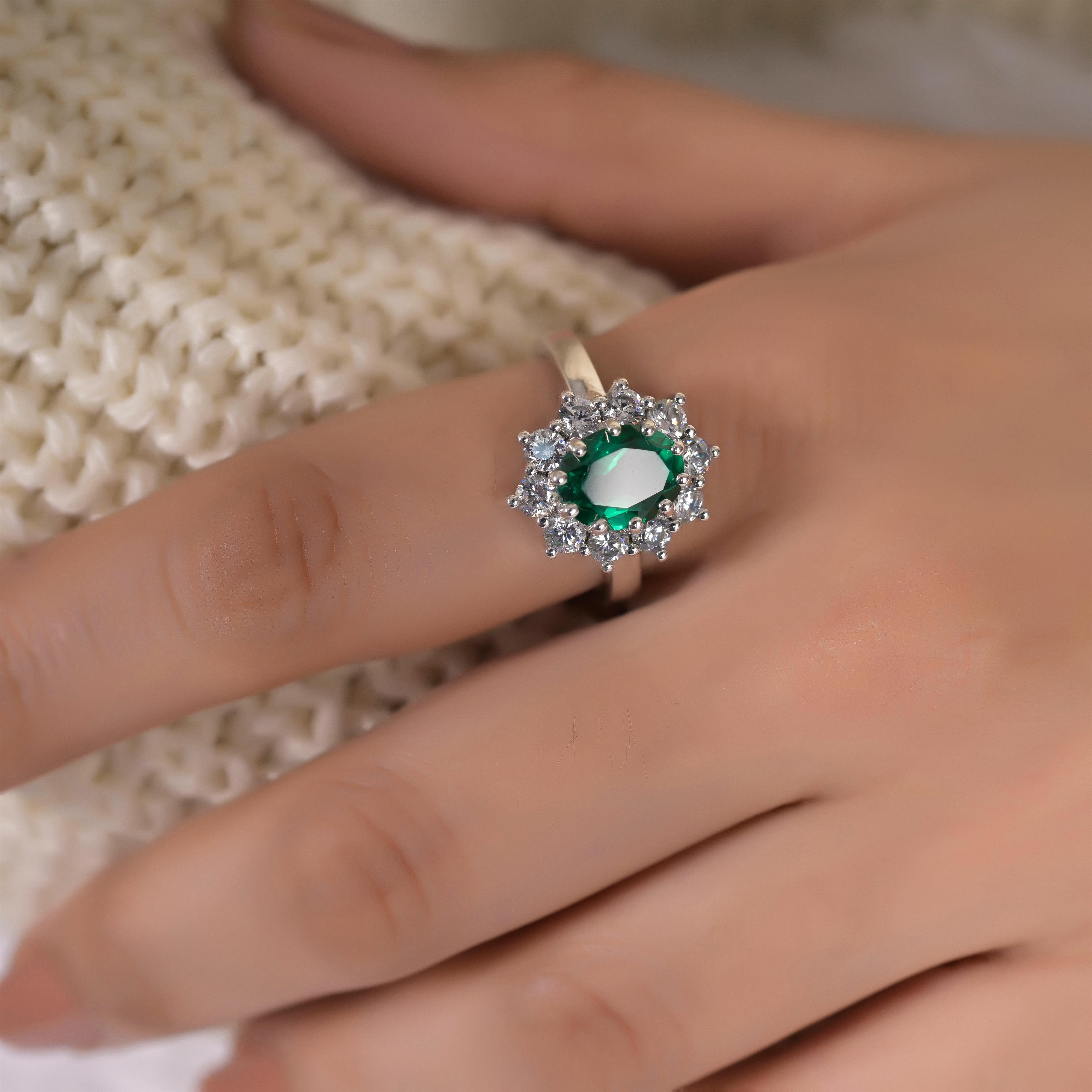 Sahar Silver Zircon Ring