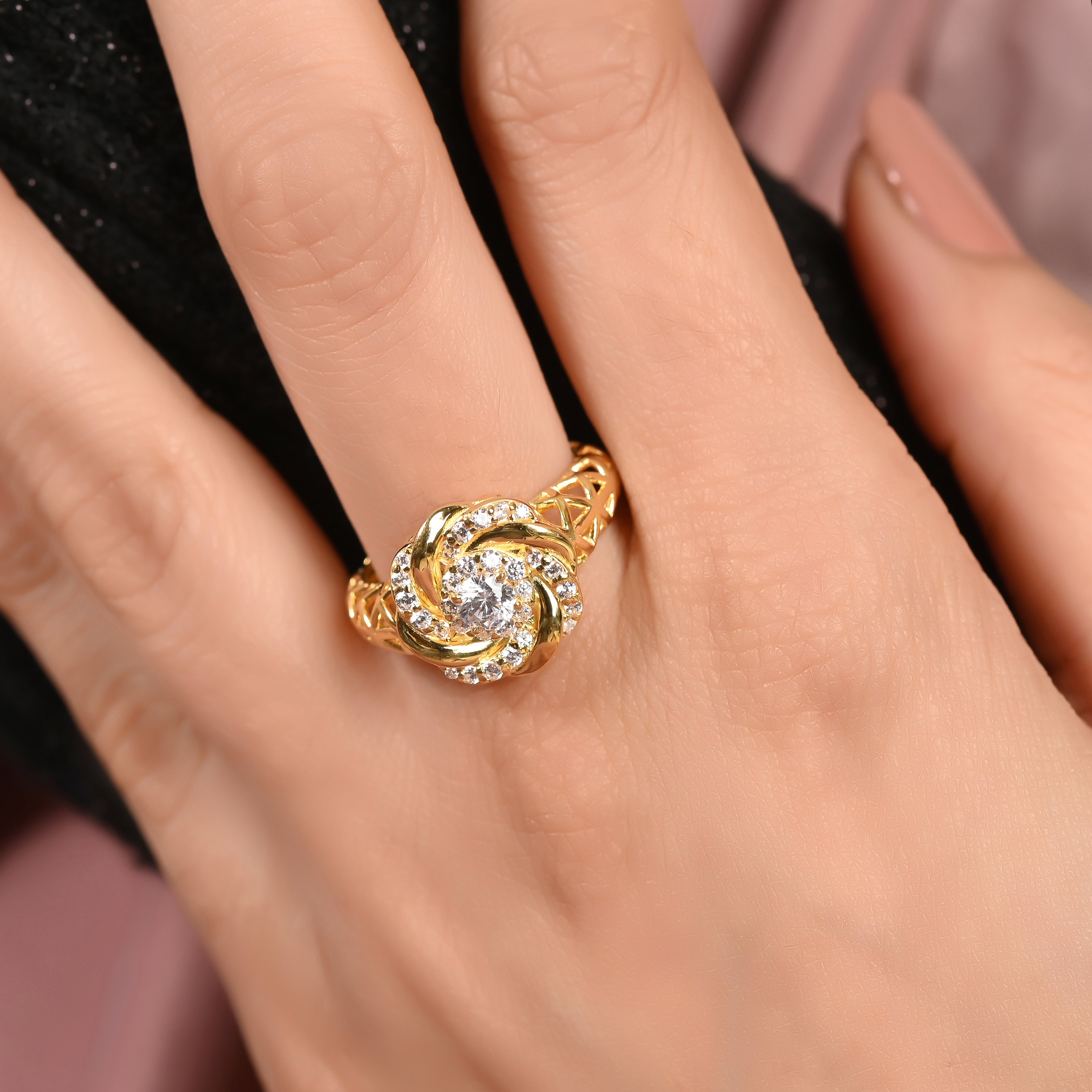 Daisey Silver Zircon Ring