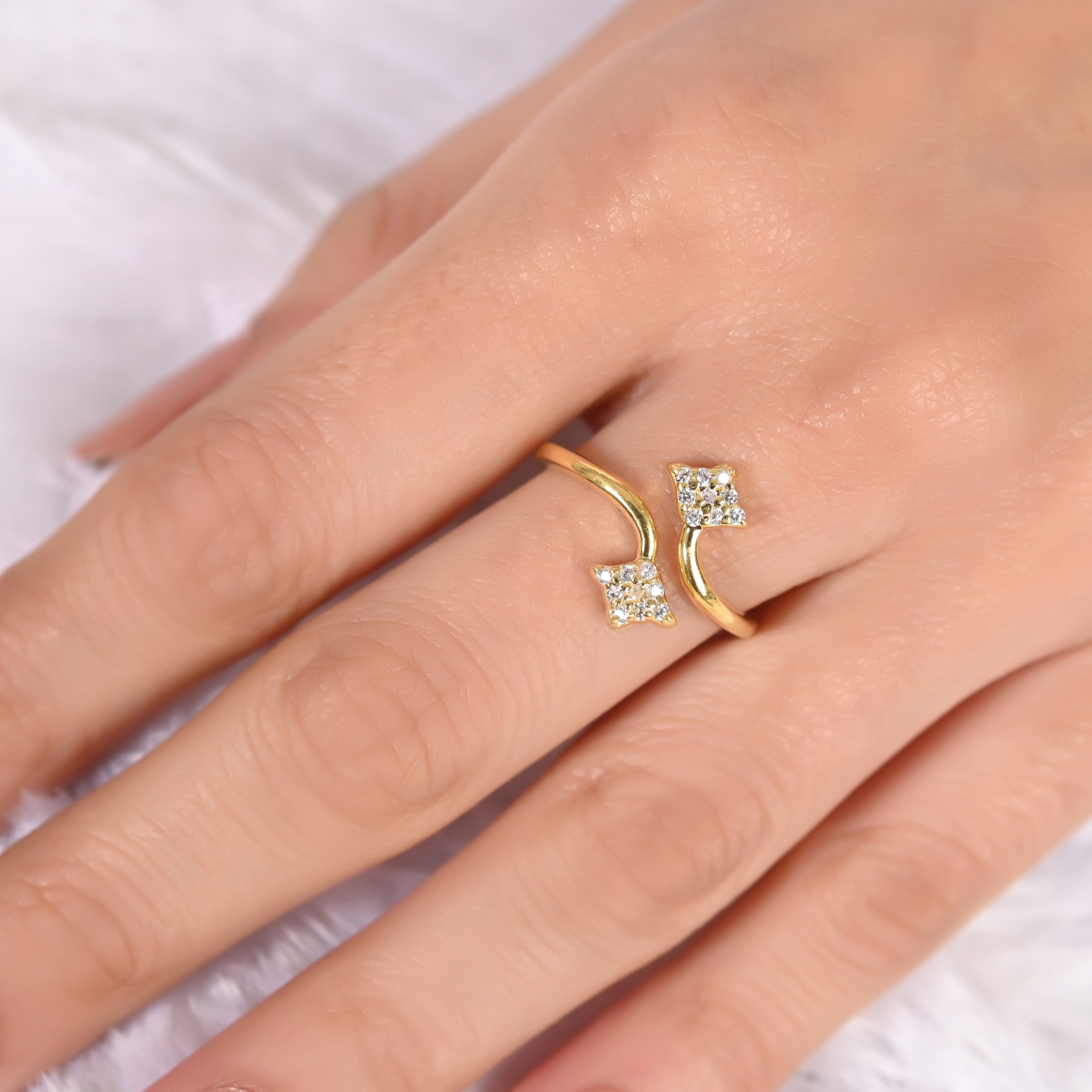 Flurina Silver Zircon Ring