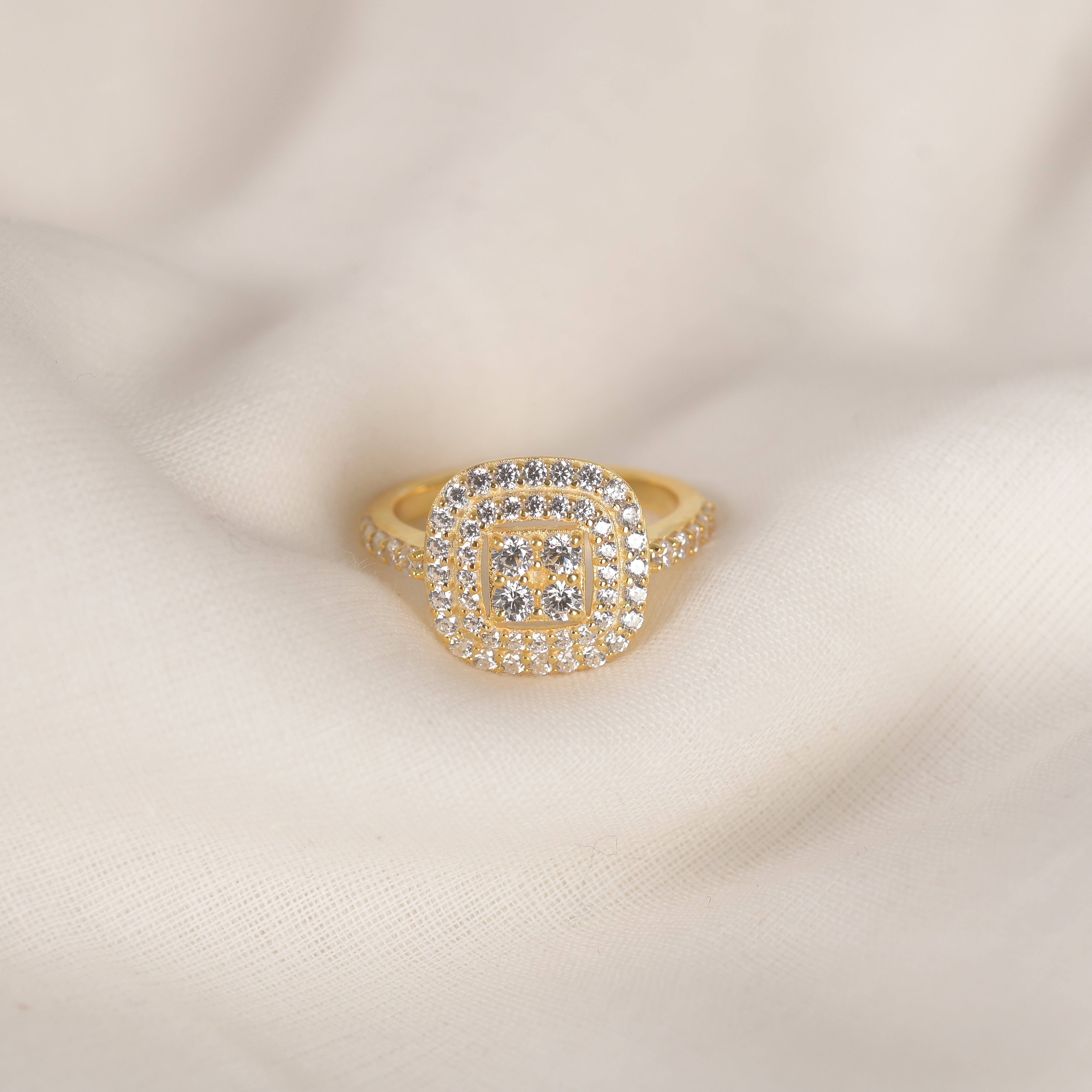 Aniyah Silver Zircon Ring