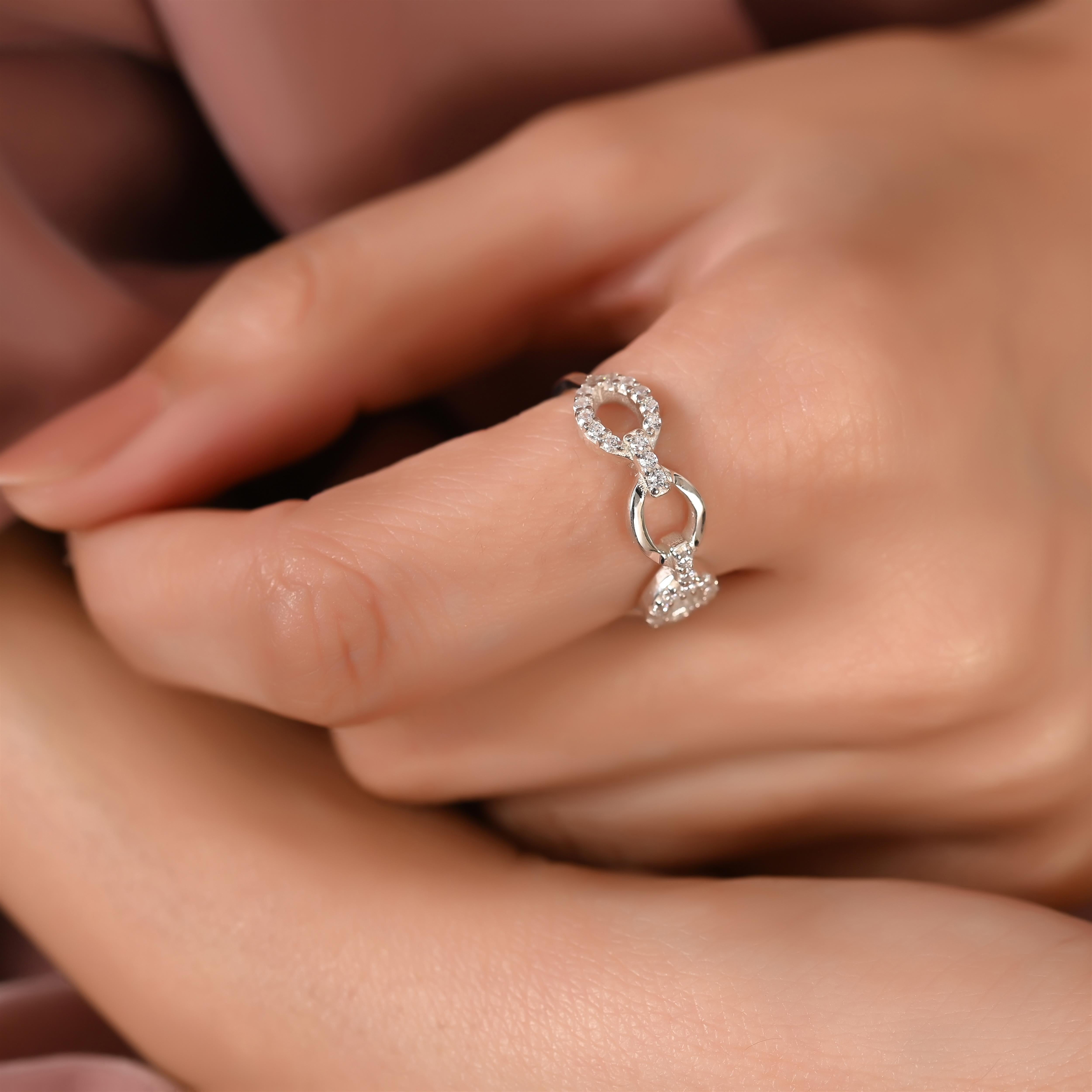 Elifa Silver Zircon Ring