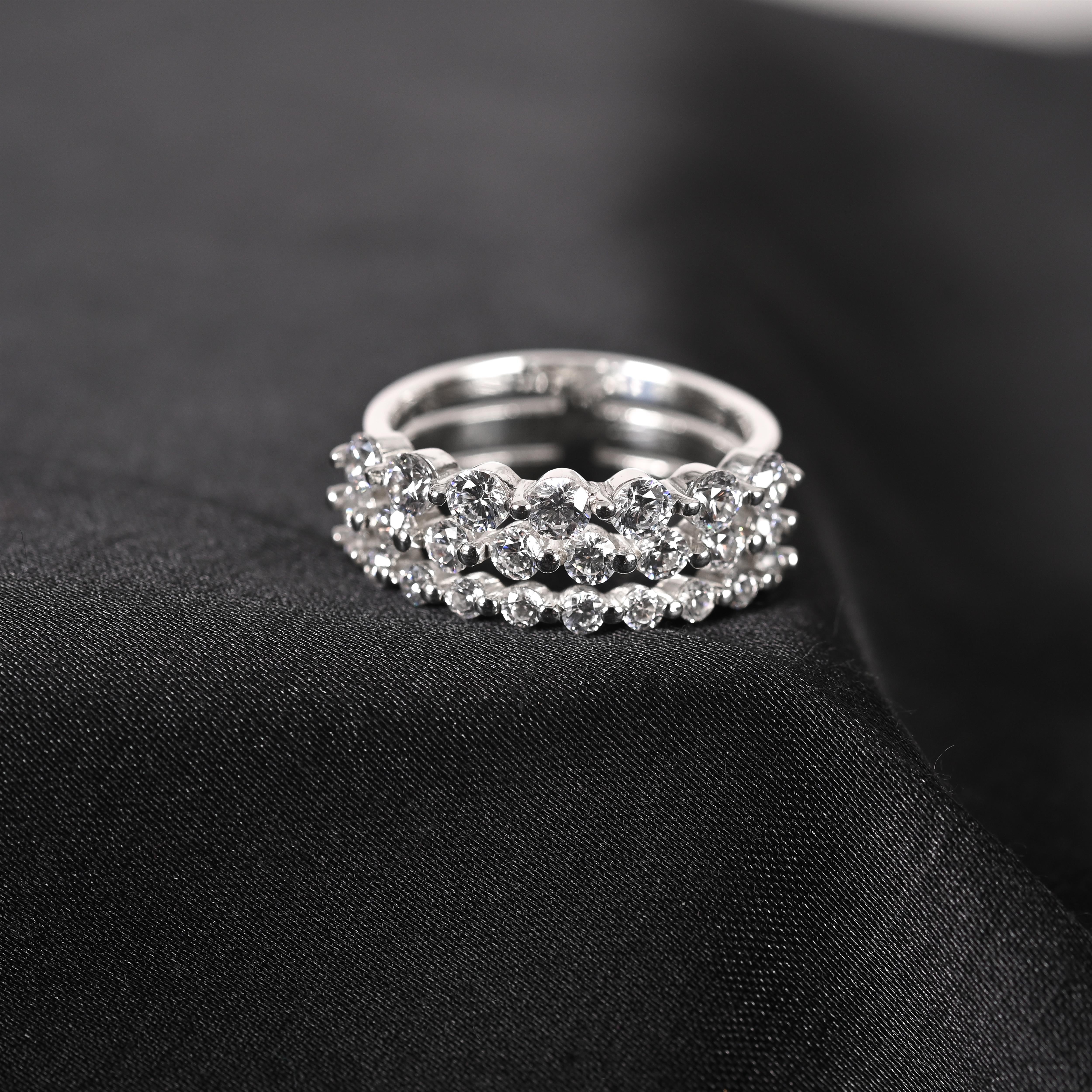 Izza Silver Zircon Ring