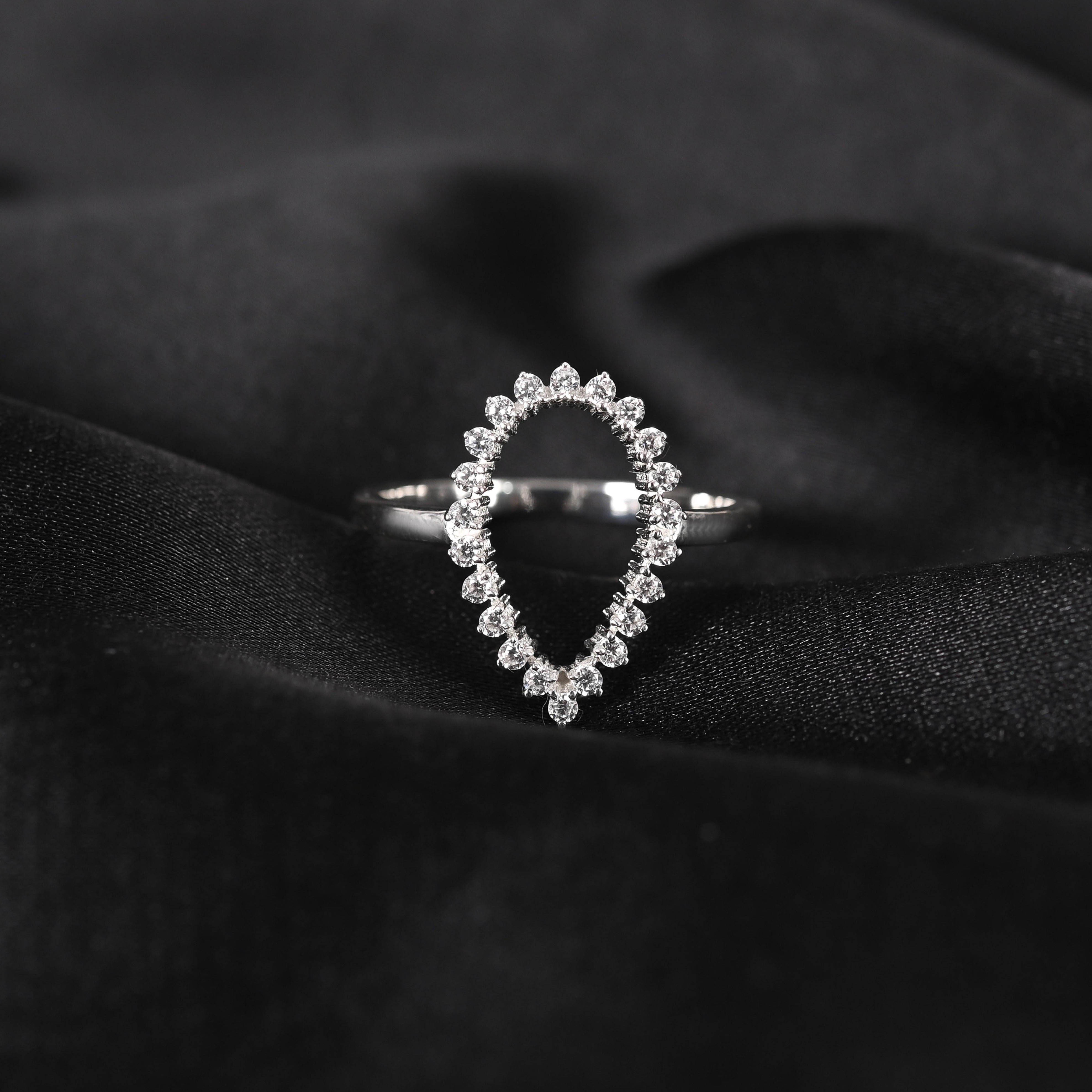 Alyssa Silver Zircon Ring