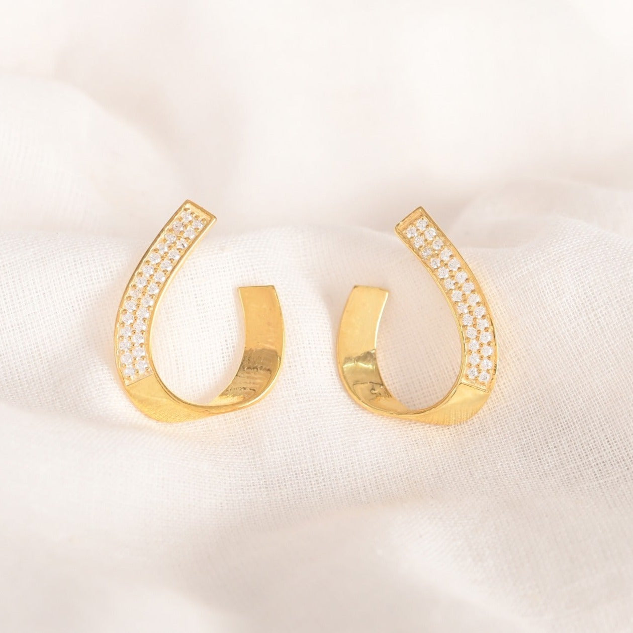 Tania Silver Zircon Earrings