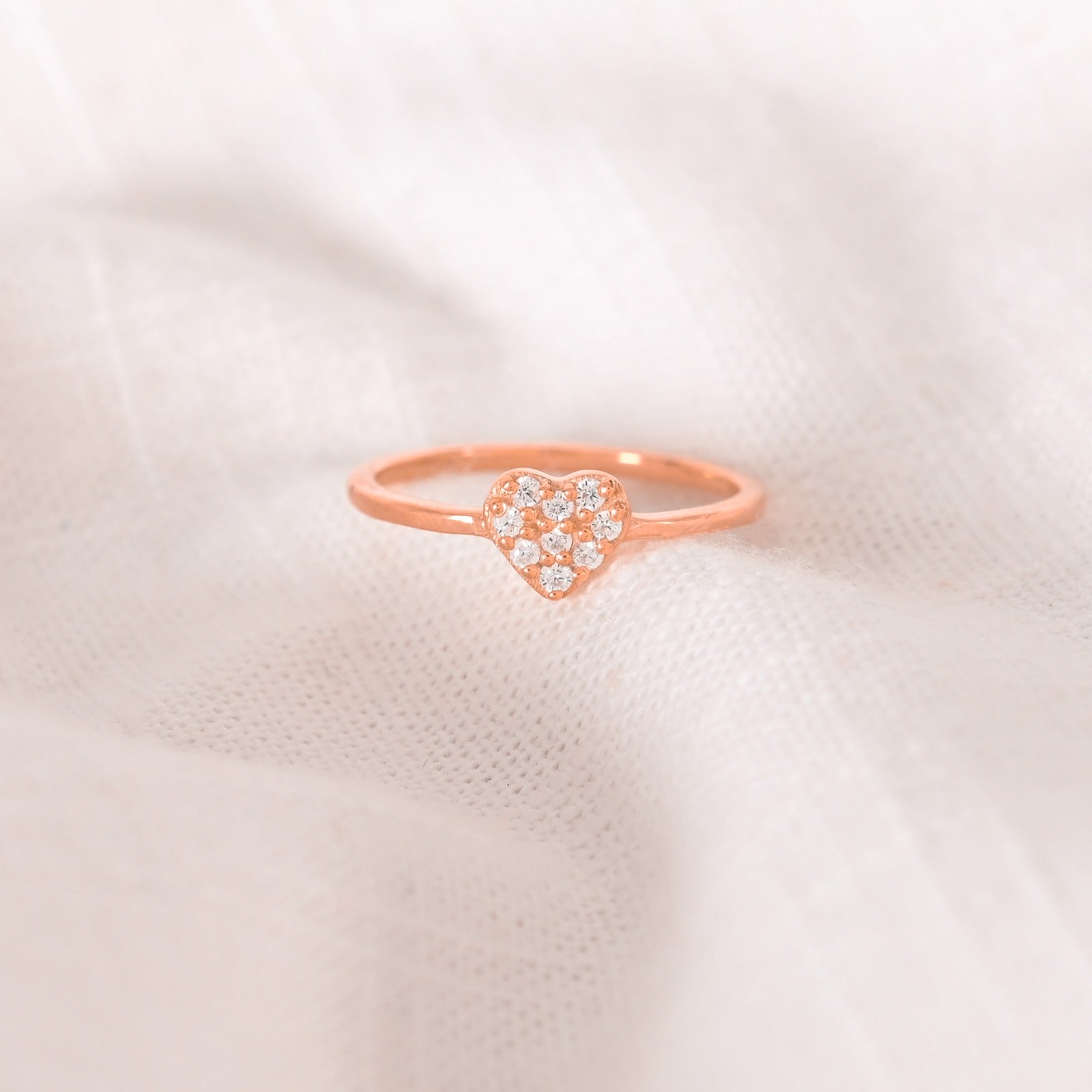 Gizelle Silver Zircon Ring